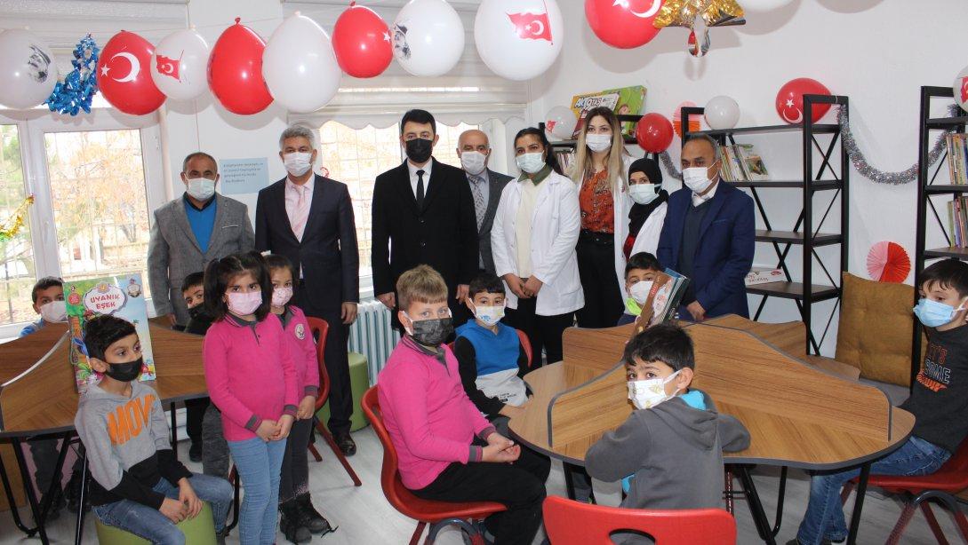 Kütüphanesiz Okul Kalmayacak Projesi Kapsamında Çandır' da 2 Kütüphane Açıldı 